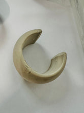 Load image into Gallery viewer, Hose Weight - Mako/Sand Shark Cleaner