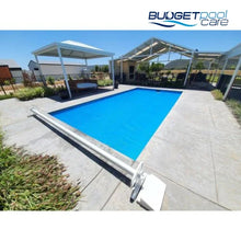 Load image into Gallery viewer, Daisy Sq Pool Roller Daisy Pool Rollers