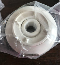 Load image into Gallery viewer, Pentair / Onga / Quiptron Eyeball Threaded Return - 40mm for Fibreglass / Vinyl Pools